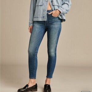 Lucky Brand high-rise Bridgette Skinny jeans